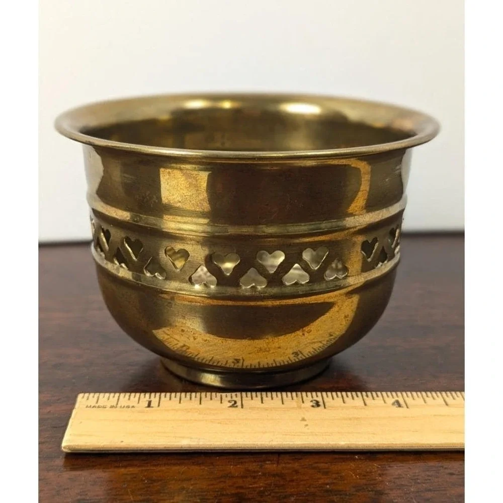 Vintage Solid Brass Pierced Heart Cachepot Planter Bowl Jardiniere Gold 4in